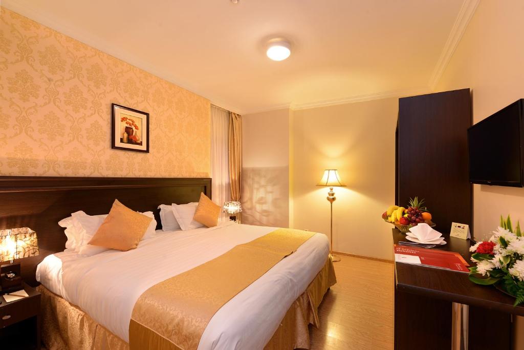property-image_3RFeNnJf3iCXYlD.jpg