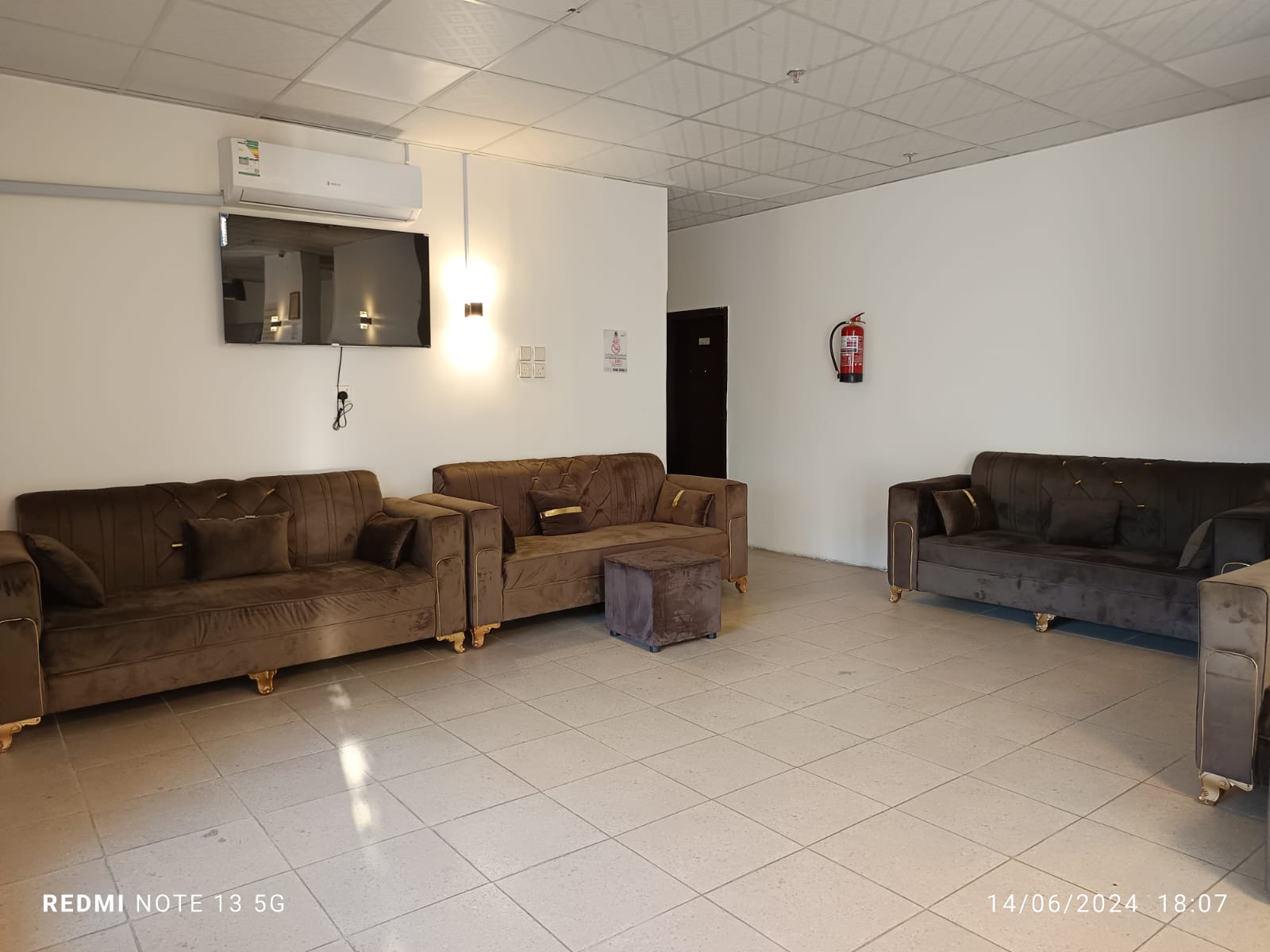 property-image_ShWldEA3XHVsl5O.jpeg