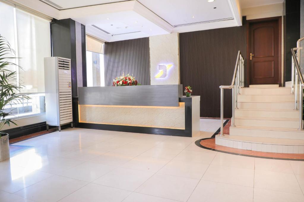 property-image_YmJGkOCCE1q75p0.jpg