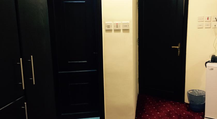 Manazel Al Khair Wa Al Baraka Hotel-17