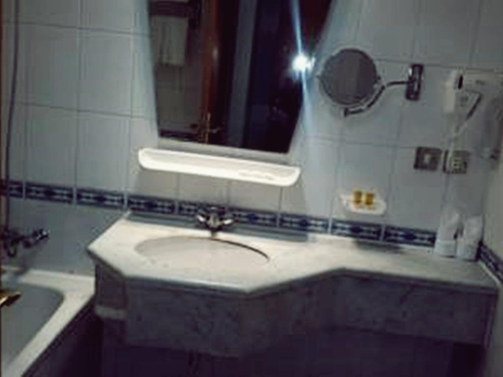 Diamond Tabah Tower Hotel-9
