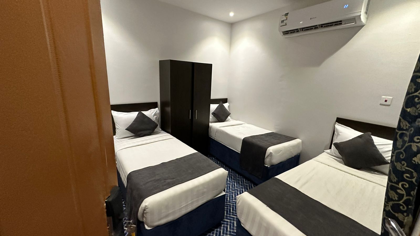 Al Taqwa Al Raqi Hotel-7
