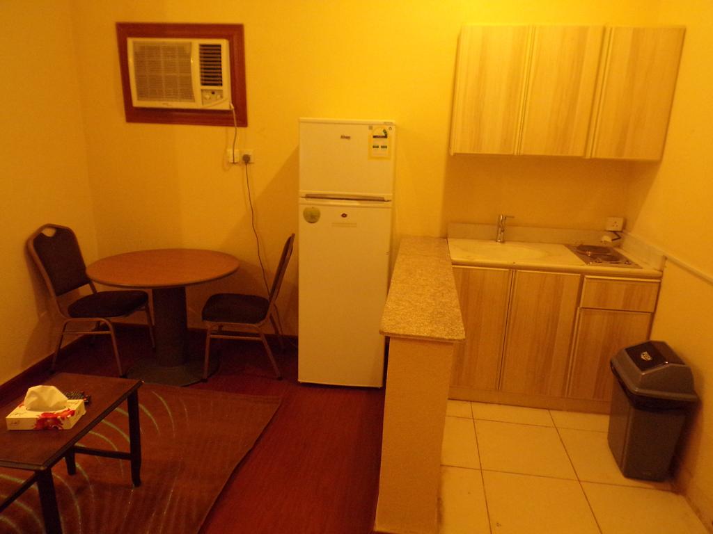 Al Saleh Hotel Apartments-11