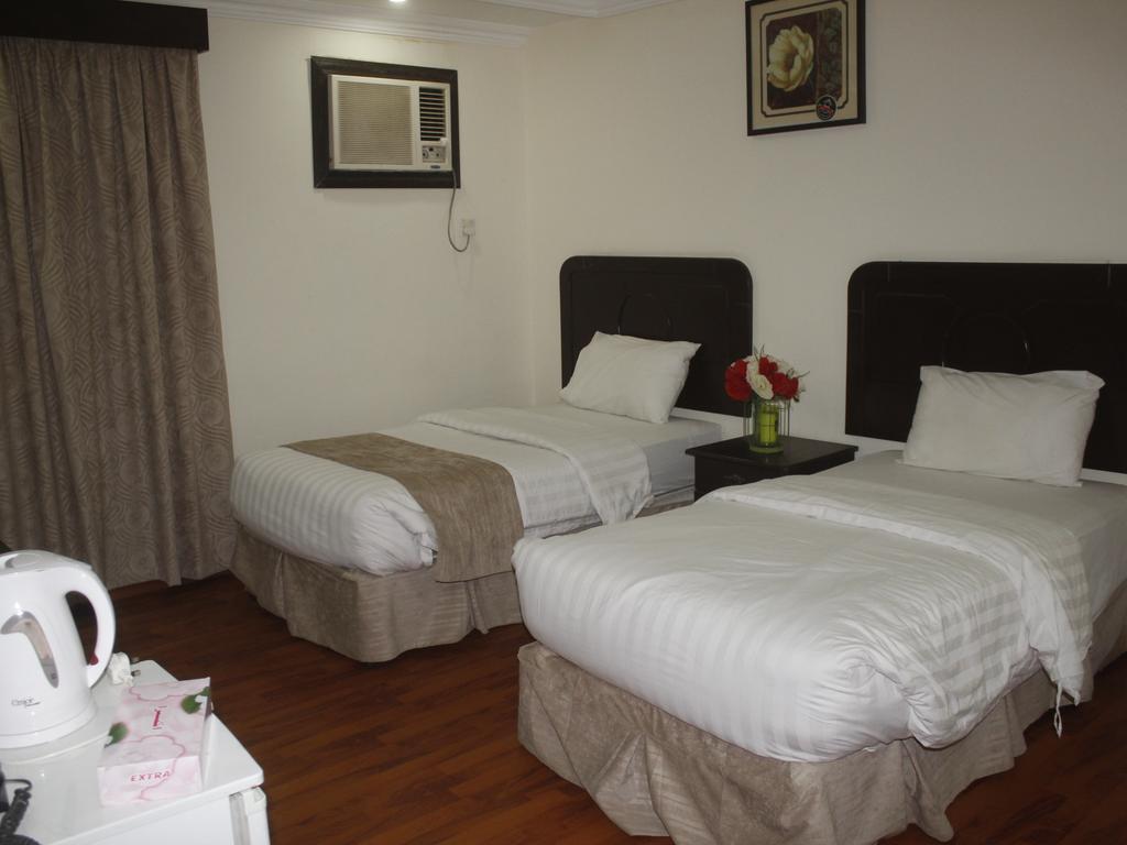 Al Khazrajiah Hotel-18