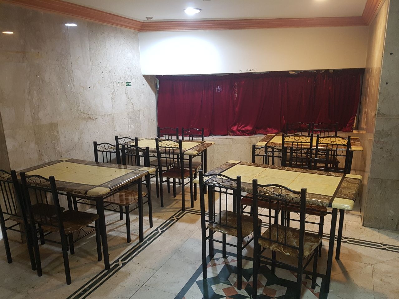 Gawharat Al Husain Hotel-6