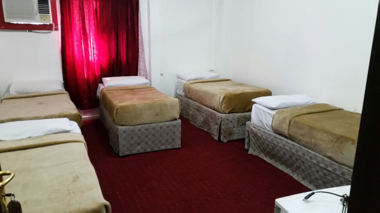 Gahir Al Sahrah Hotel 2-4