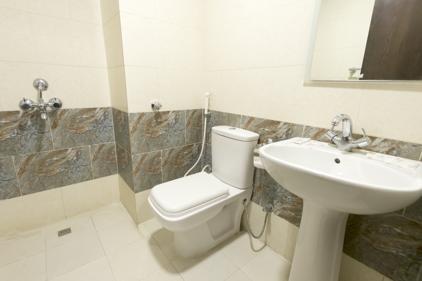 Tharawat Al Safa Hotel -12