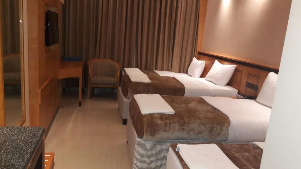 Al Fajr Al Badea Hotel 6-18
