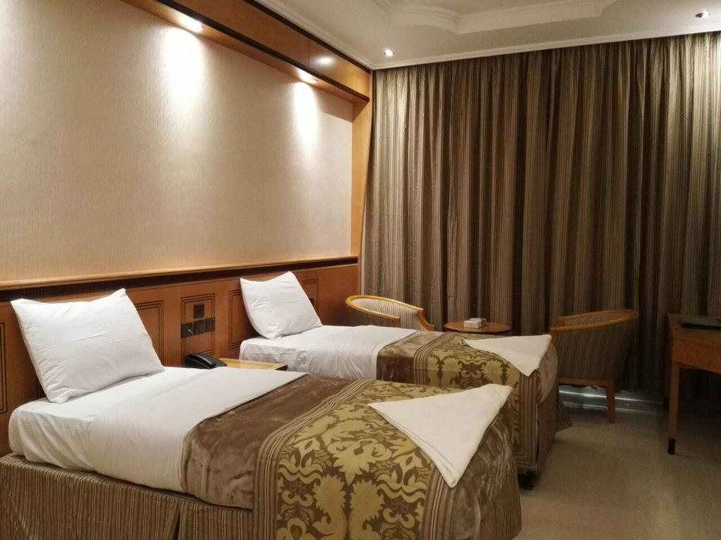 Al Fajr Al Badea Hotel 6-9