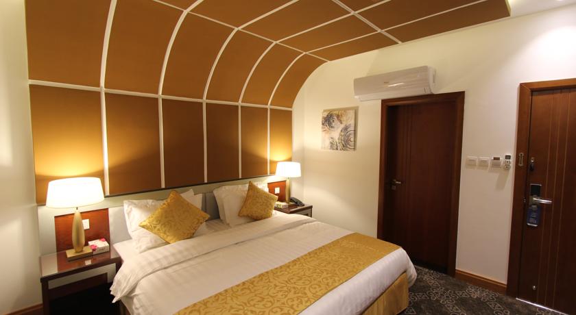 X Platinum Hotel-12