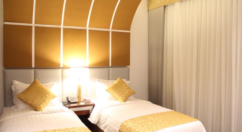 X Platinum Hotel-9
