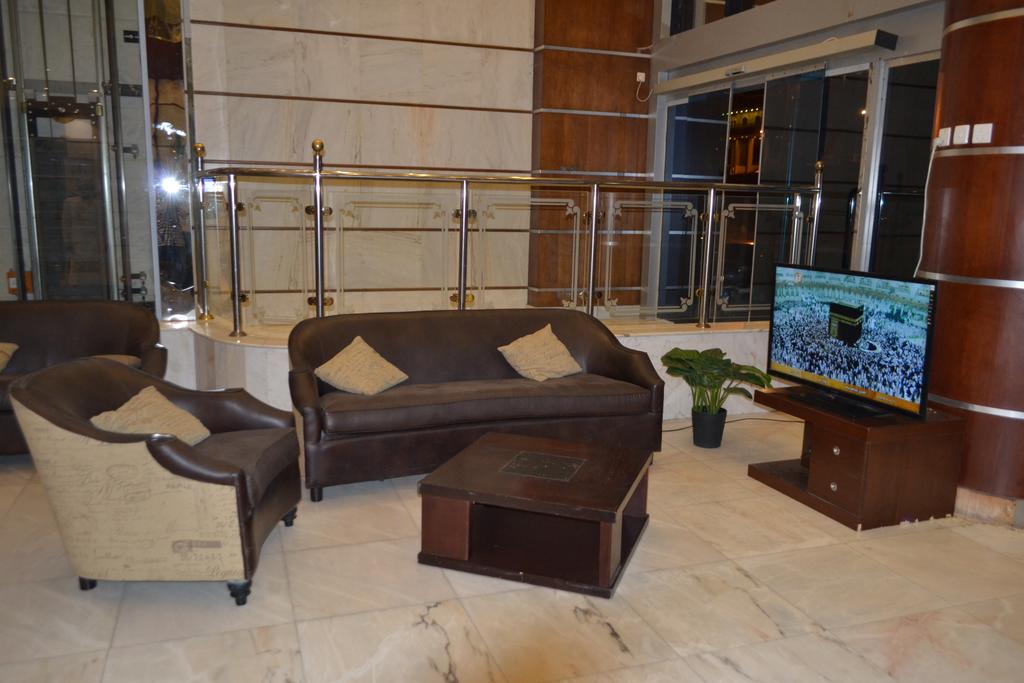 Shoroq Al Nama Tower-4