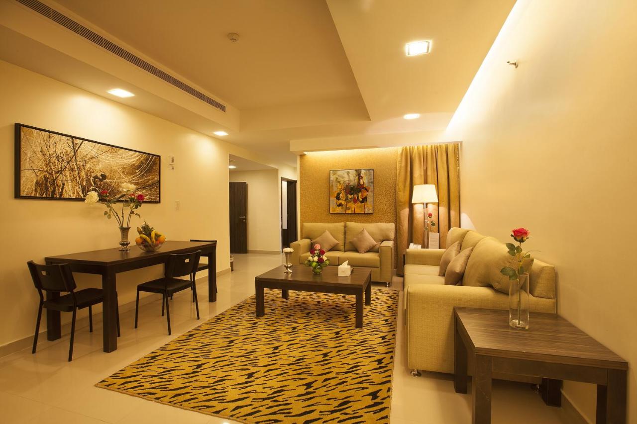 Hayat Watheer Hotel Suite-3