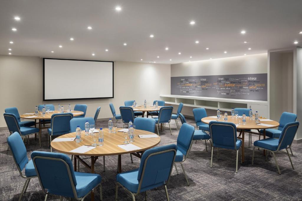 Ibis Jeddah Malik Road-5
