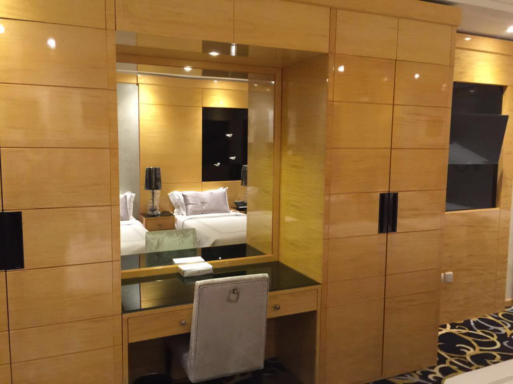 Royal Majestic Hotel-8
