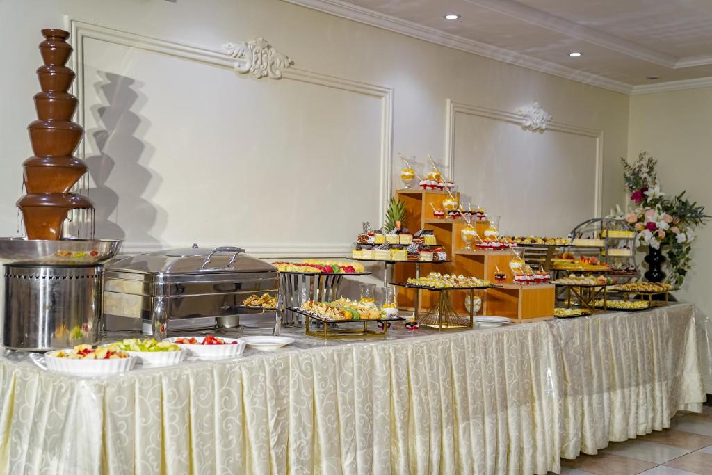 Emaar Al Manar Hotel-32