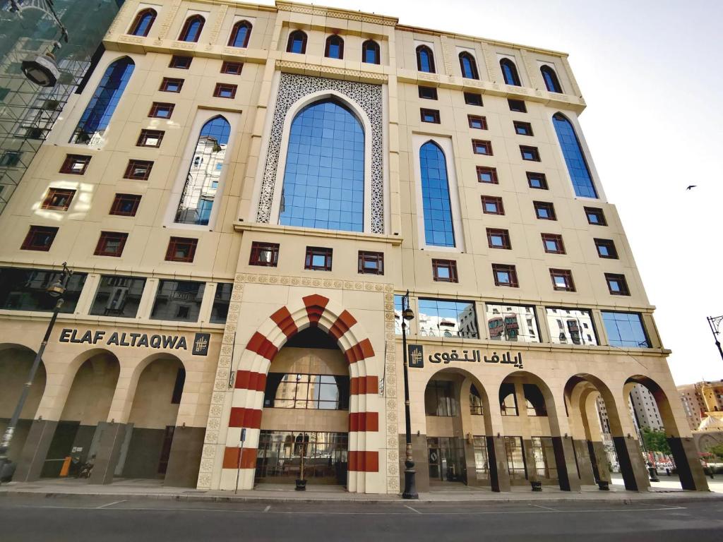 Elaf Al Taqwa Hotel-9