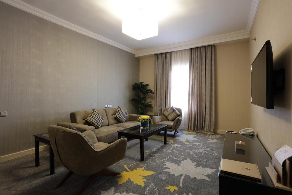 Warwick Hotel Jeddah-11
