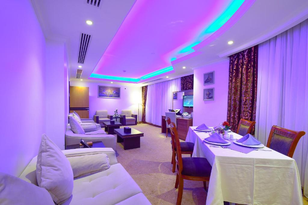 Emaar Al Maktaan Hotel Ex (Golden Tulip Al Maktaan)-12