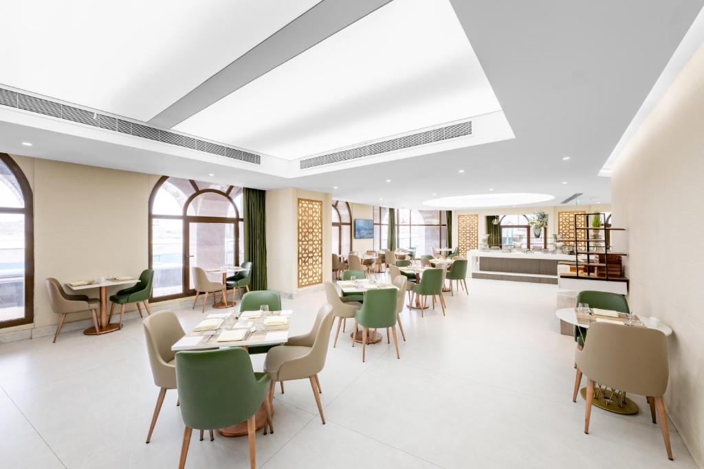 Dar Al Eiman Al Haram Hotel-12