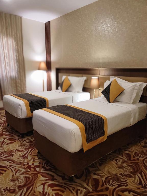 Qasr Al Ansar Golden Tulip Hotel-3