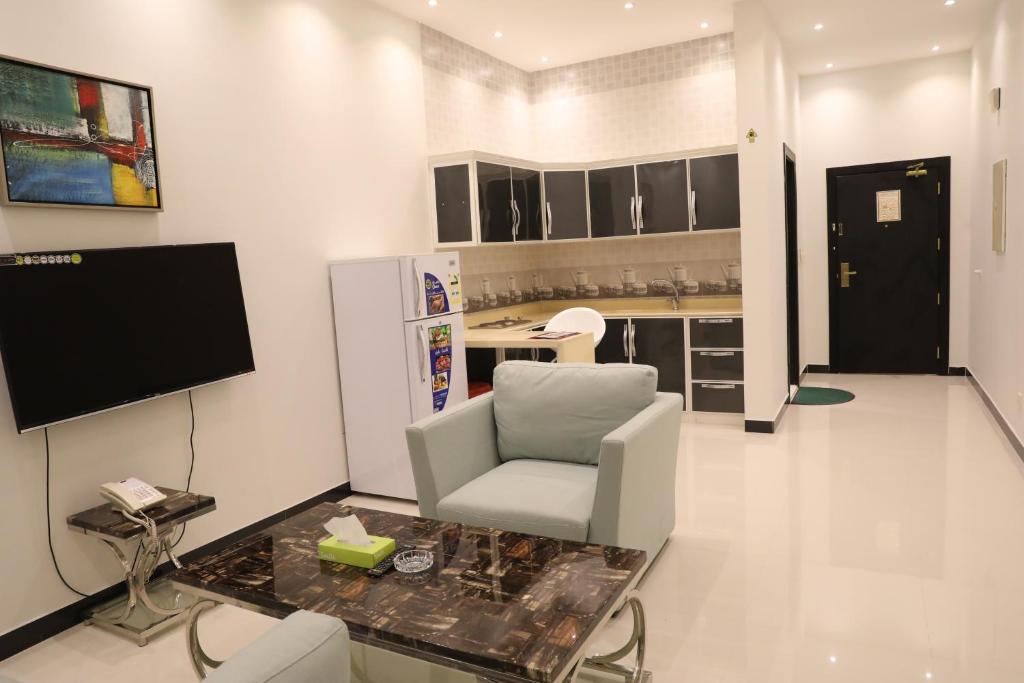 Quiet Rooms Apartments-5