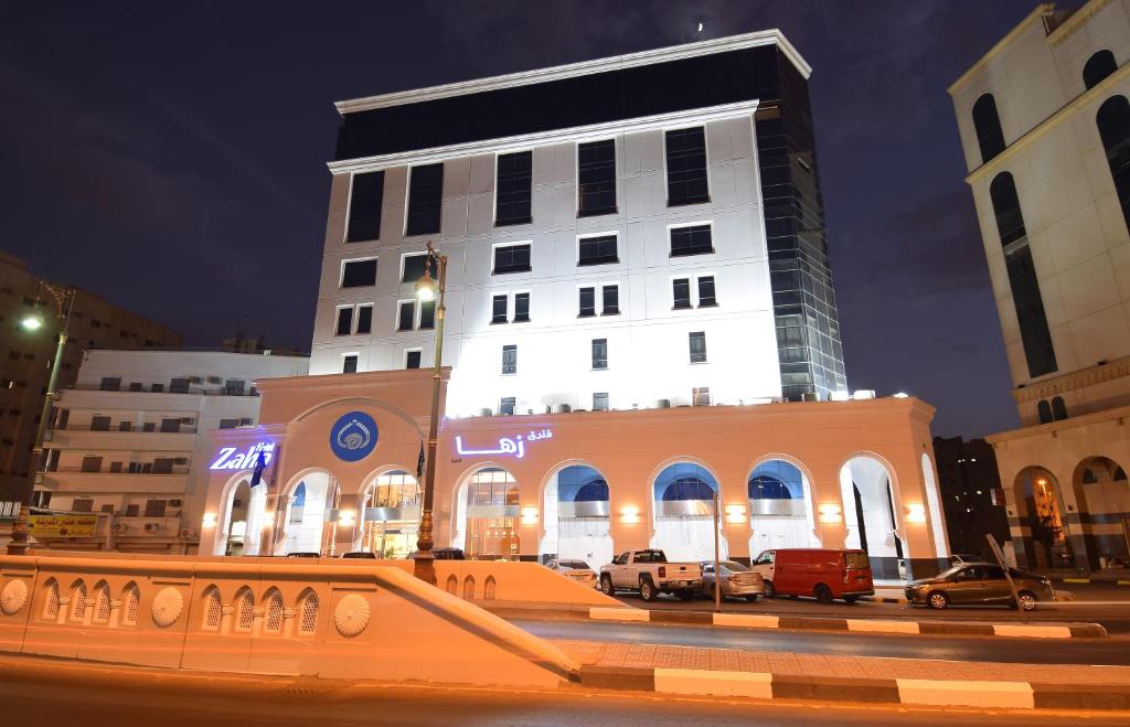 Zaha Al Munawwarah Hotel-0