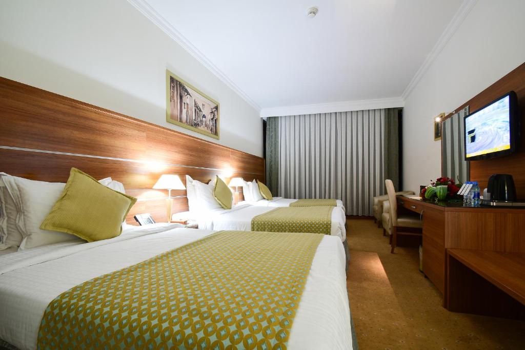 Emaar Al Maktaan Hotel Ex (Golden Tulip Al Maktaan)-7