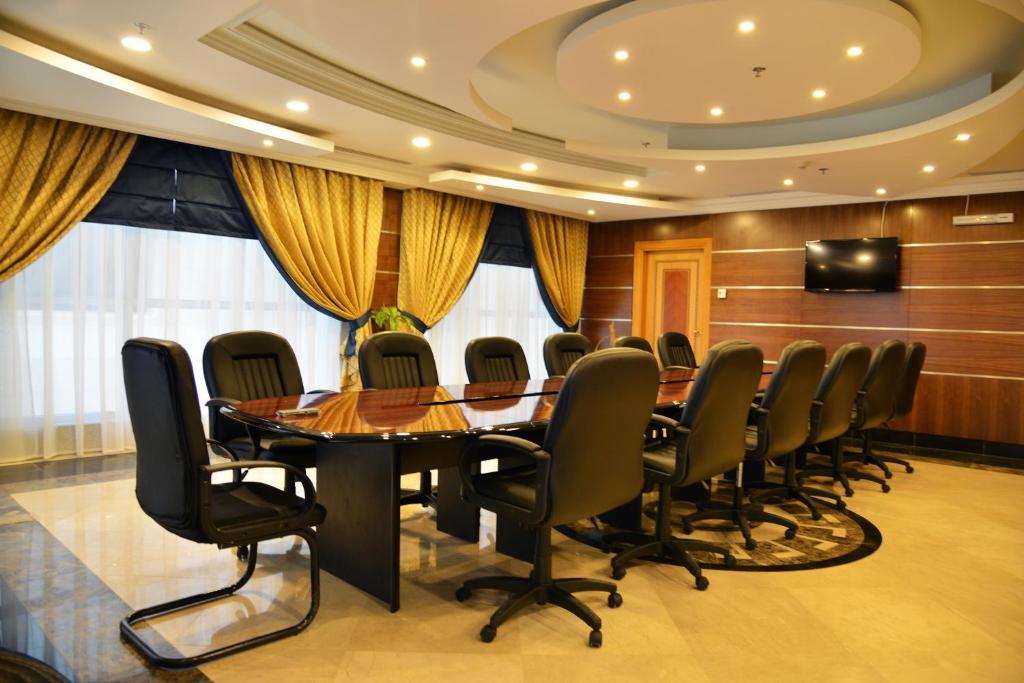 Nozol Royal Inn Hotel-7