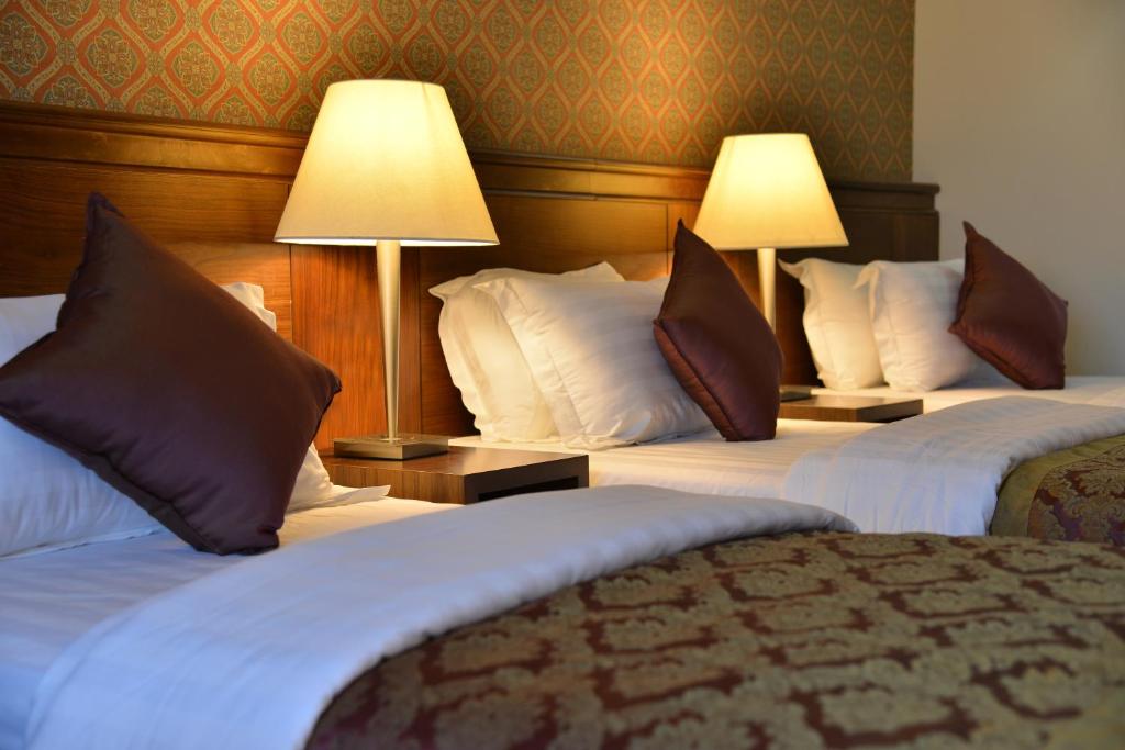 Nozol Royal Inn Hotel-2