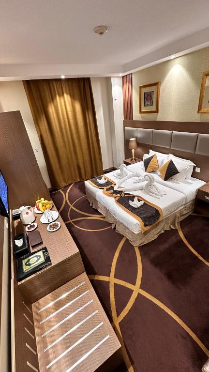 Qasr Al Ansar Golden Tulip Hotel-2