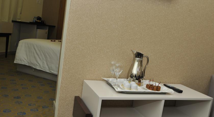Azka Al Safa Hotel-0
