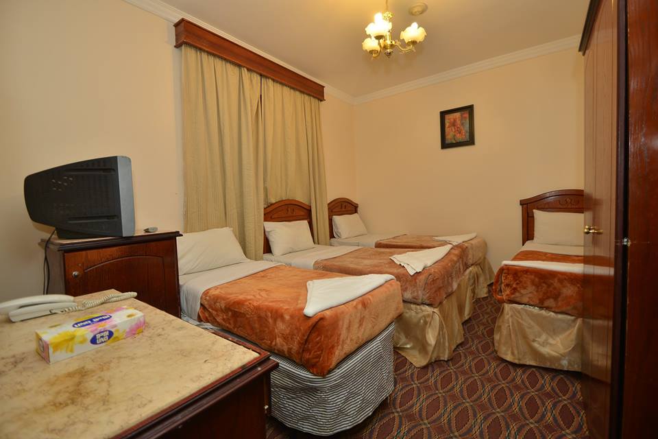 Loloaa Mubarak Hotel 1-4