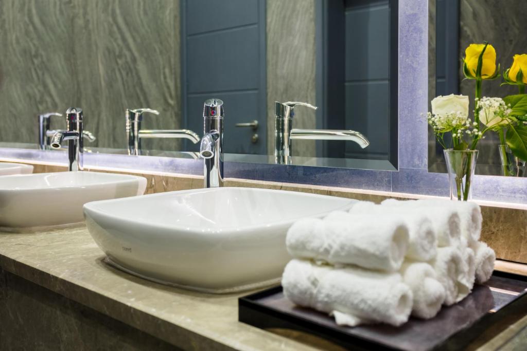Warwick Hotel Jeddah-1