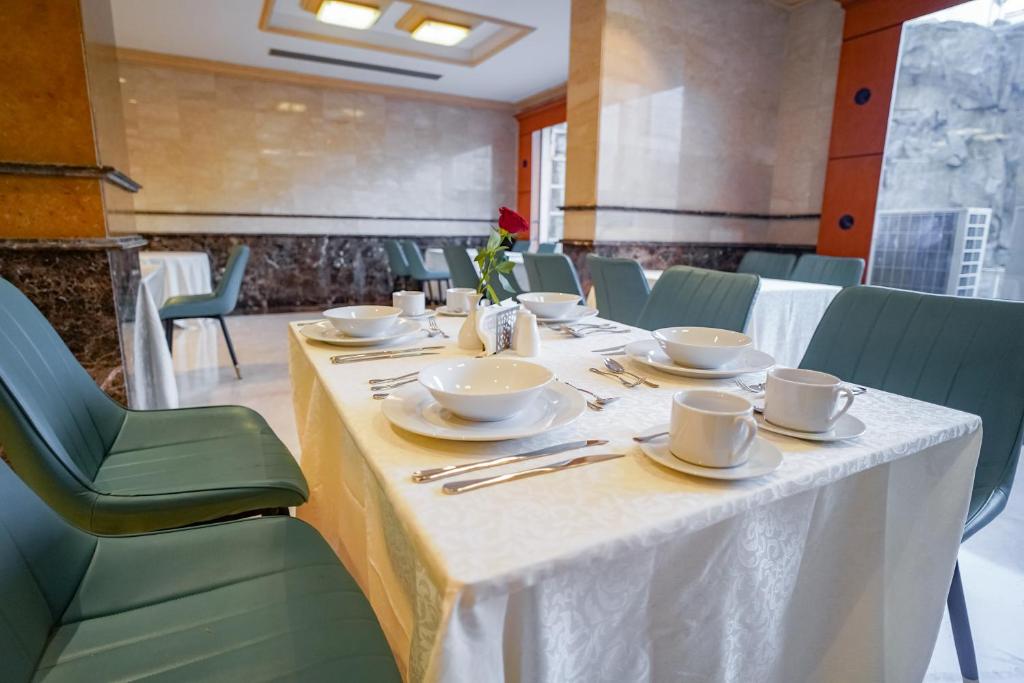 Emaar Noor Hotel-12