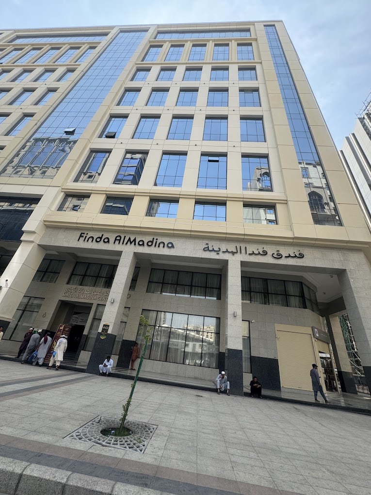 Finda Hotel, Madina-1