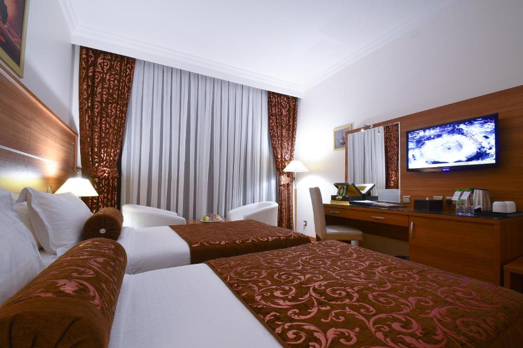 Emaar Al Maktaan Hotel Ex (Golden Tulip Al Maktaan)-6