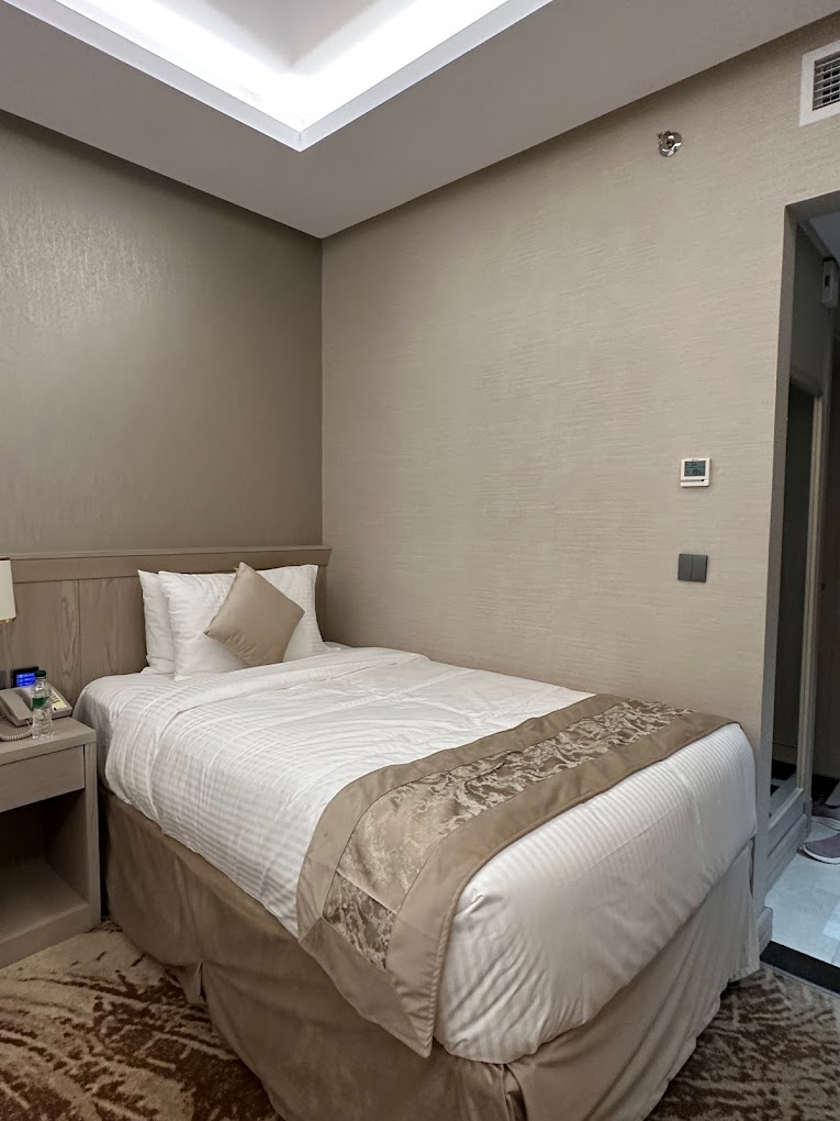 Finda Hotel, Madina-6