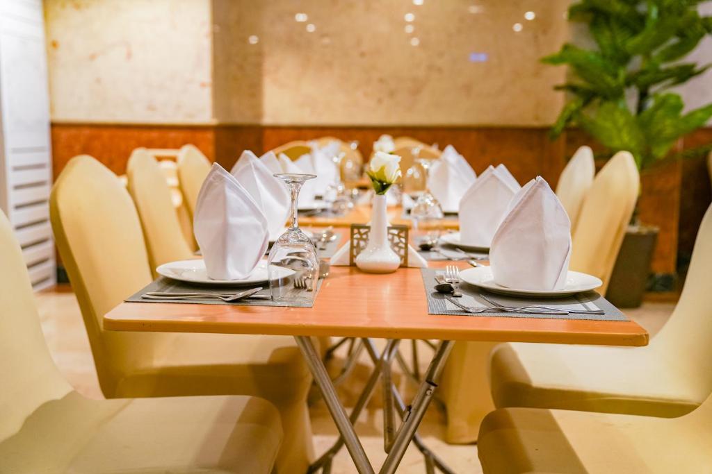 Emaar Al Khalil Hotel-11