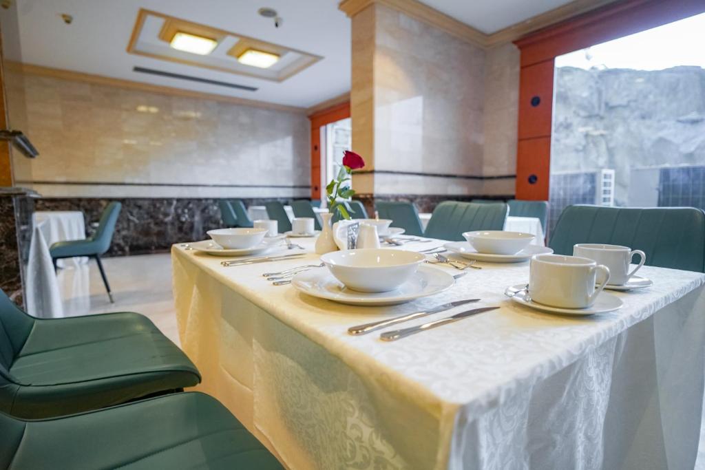 Emaar Noor Hotel-13