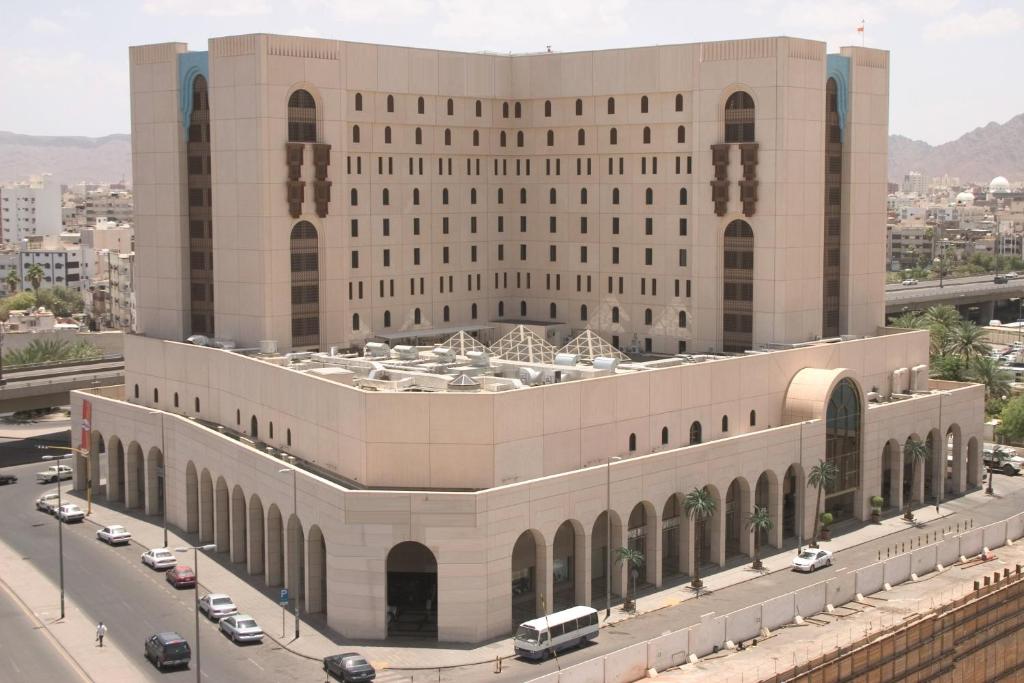 New-Madinah-Hotel-Ex-Madinah-Movenpick