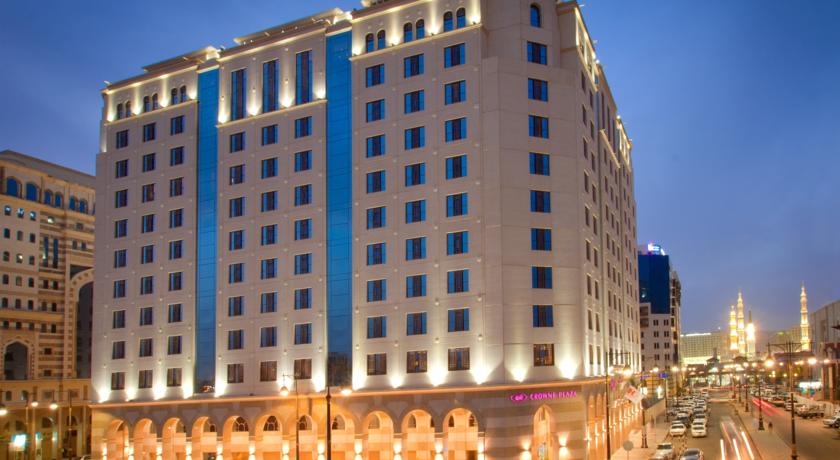 Crowne-Plaza-Madinah